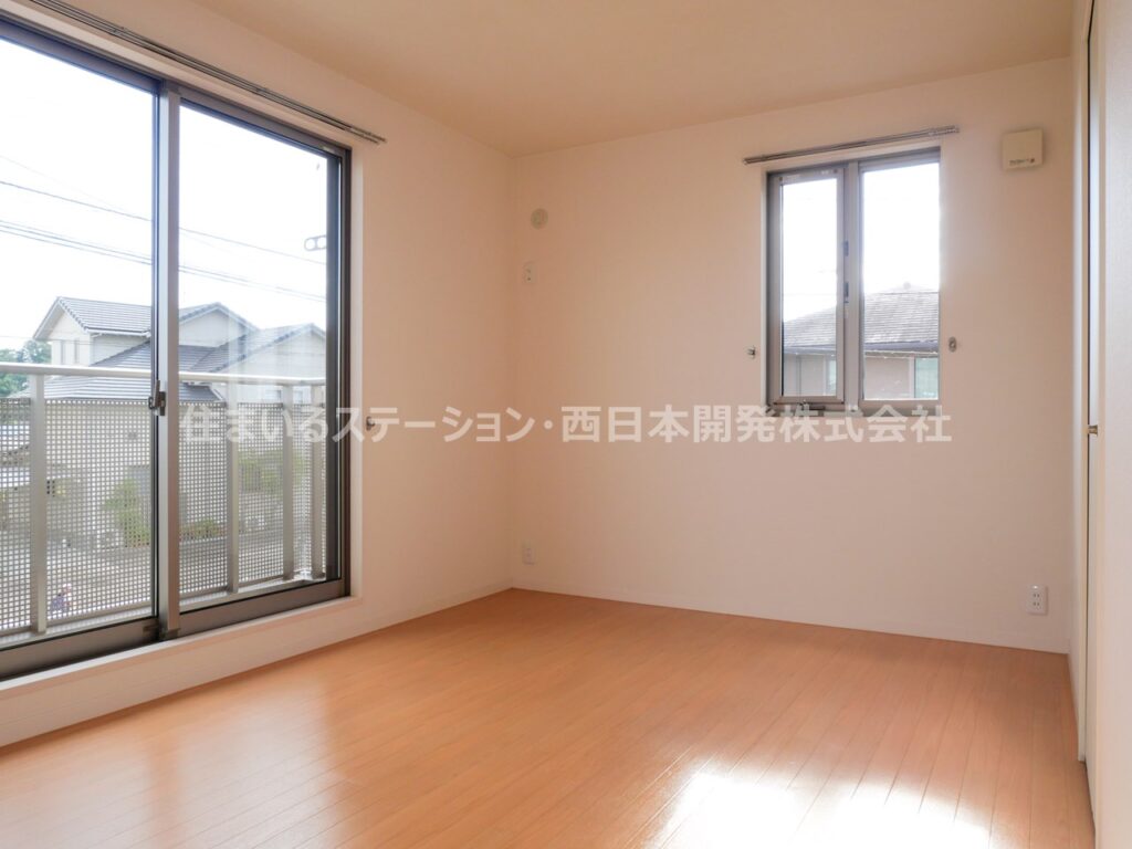 アリエッタB 2階洋室1