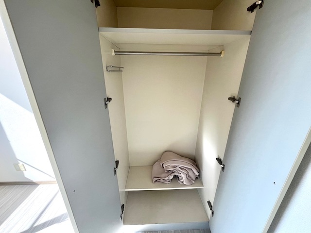 ユニヴェール208_クローゼット