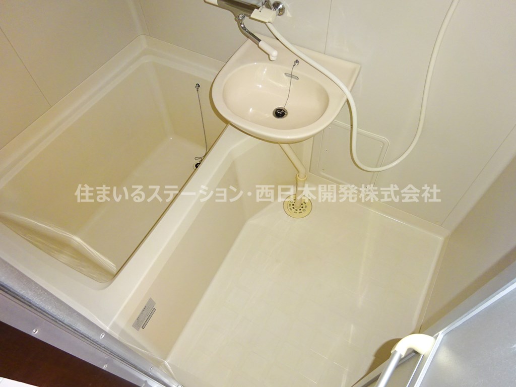 カルチェラタンG202 浴室