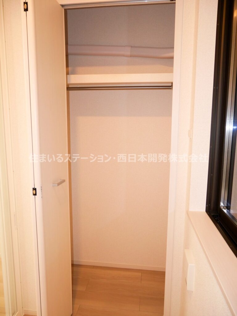 ニューファイシティ105_サンルームクローゼット