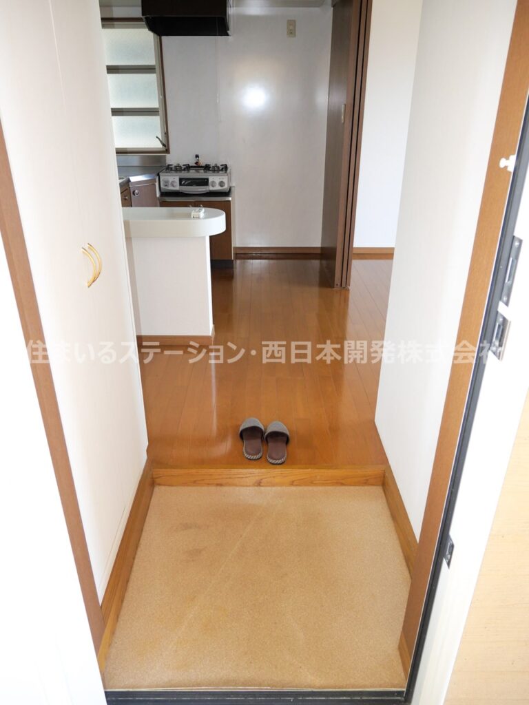 ライフアベニュⅡ202_玄関