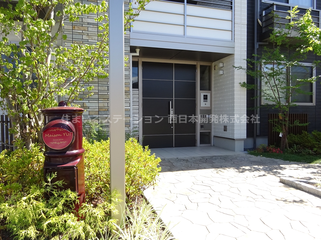 メゾンユイ_エントランス