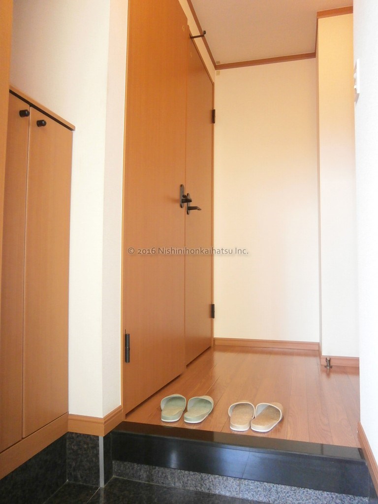 プロニティ野口103_玄関