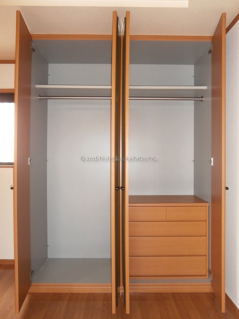 プロニティ野口103_洋室収納