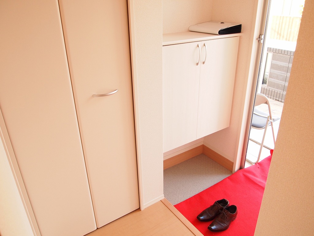 プラティーク101_玄関