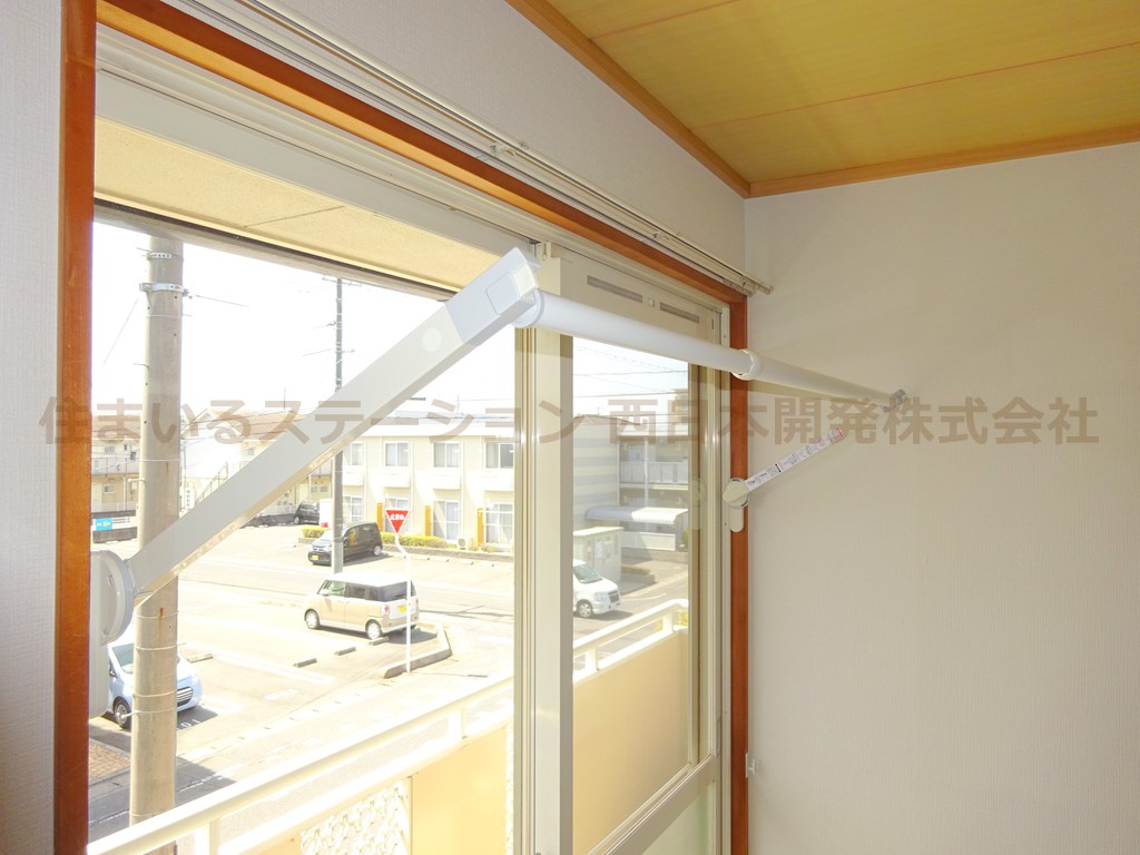 楠小路C201_室内物干し