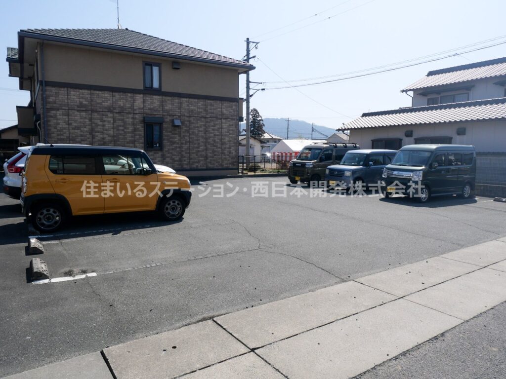 フォーチューンイン中原_駐車場