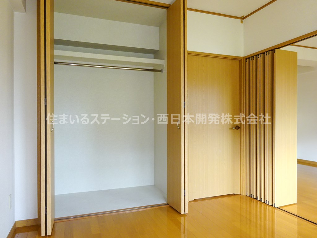 YMセンターコムKM202_収納