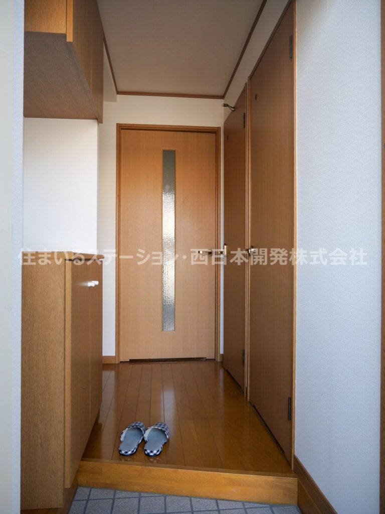 グランメールK102_玄関