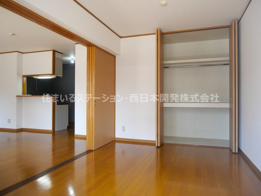 グランメールK102_南側収納