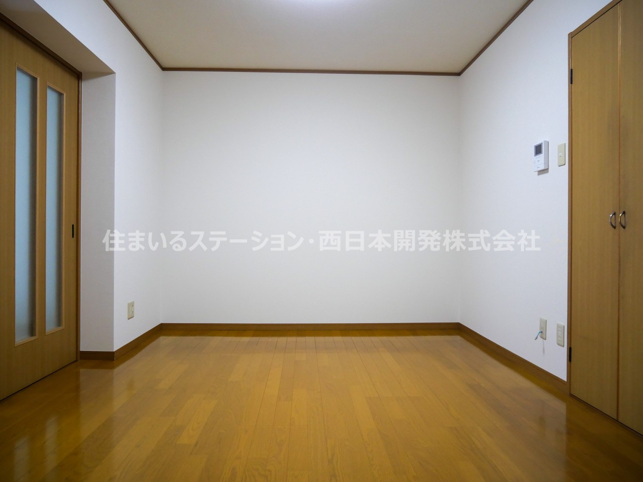ナウリヴァー102_DK