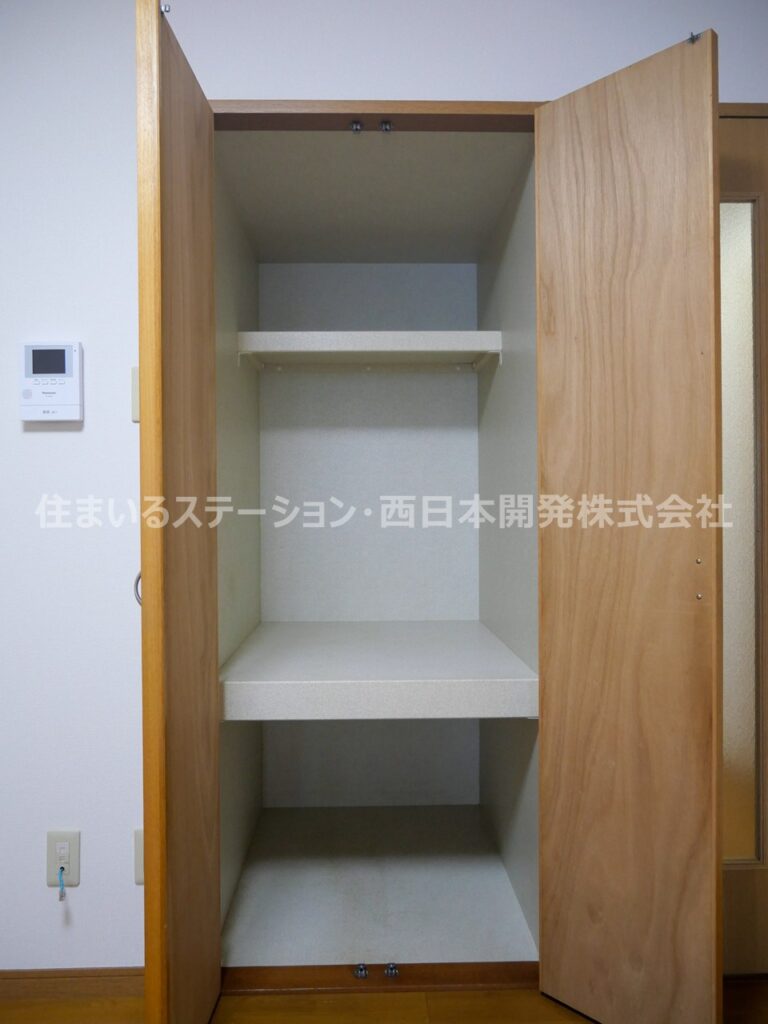 ナウリヴァー102_DK収納