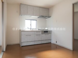 シャーメゾン中央A202_DK