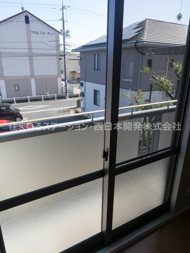 シャーメゾン中央A202_バルコニー