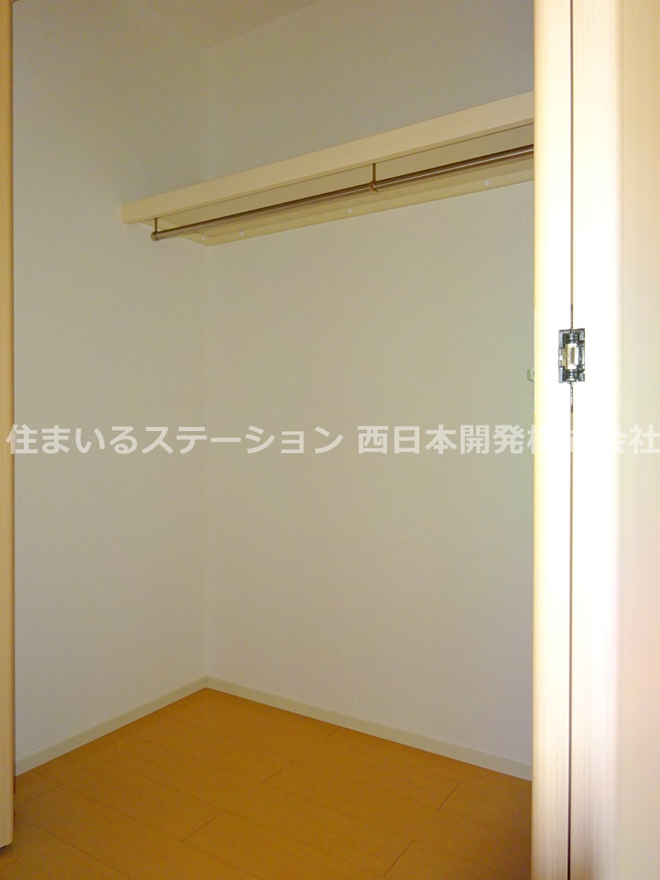 ベルソレイユA101_クローゼット
