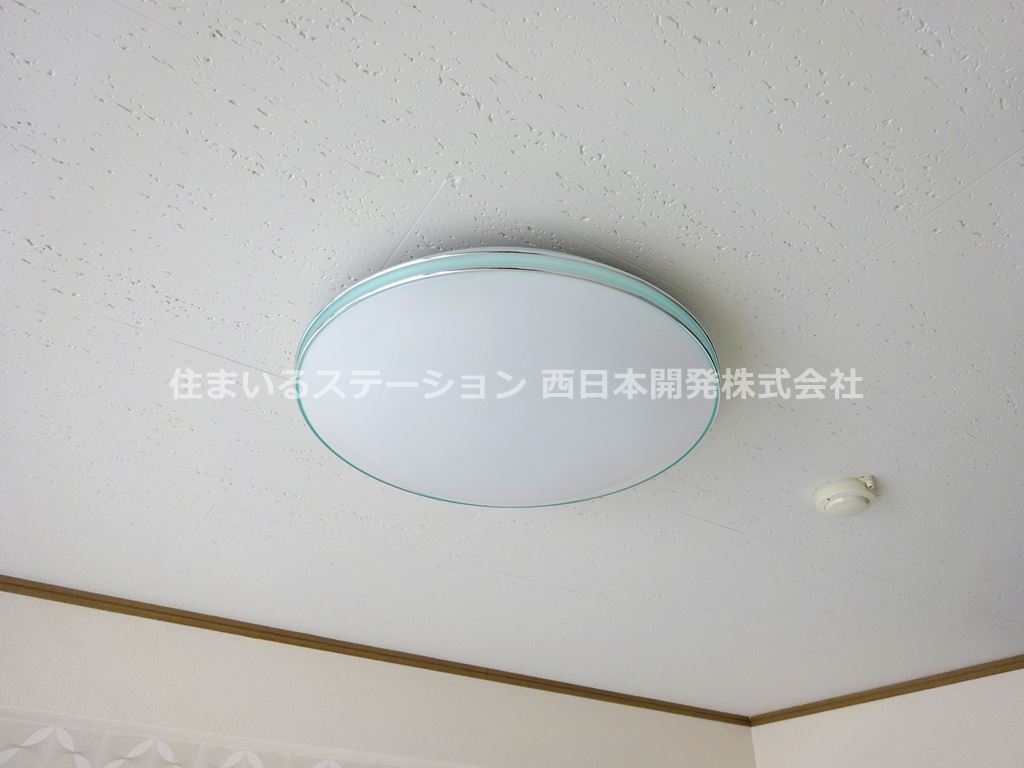 ユニヴェール301_照明器具