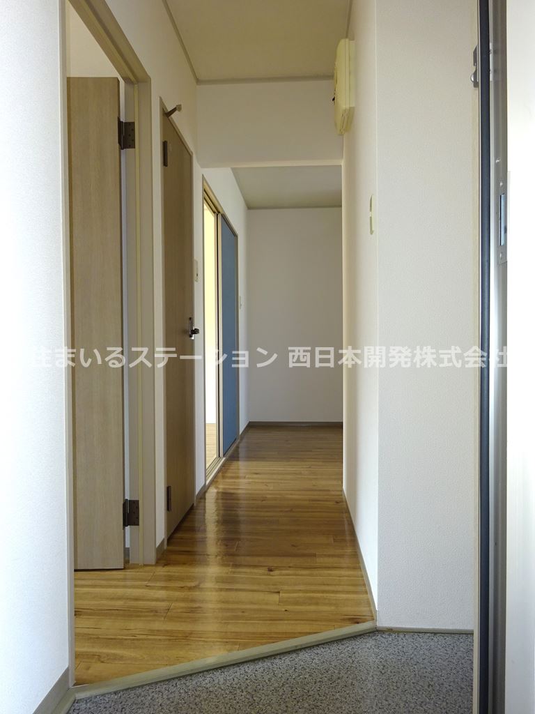 アーバンコートA203_玄関