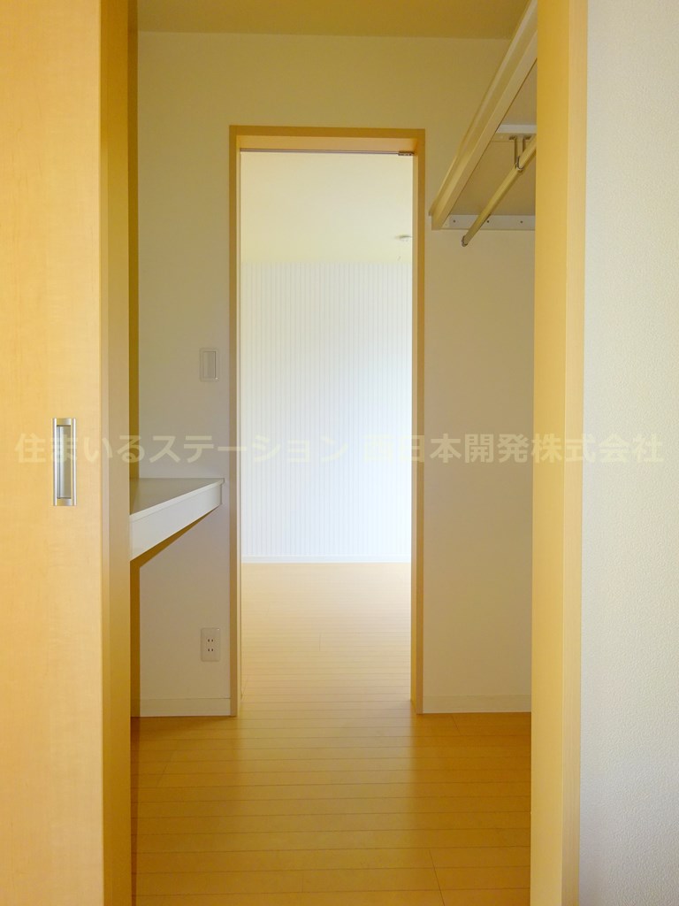 ソルフィオーレA102_ウォークスルークローゼット