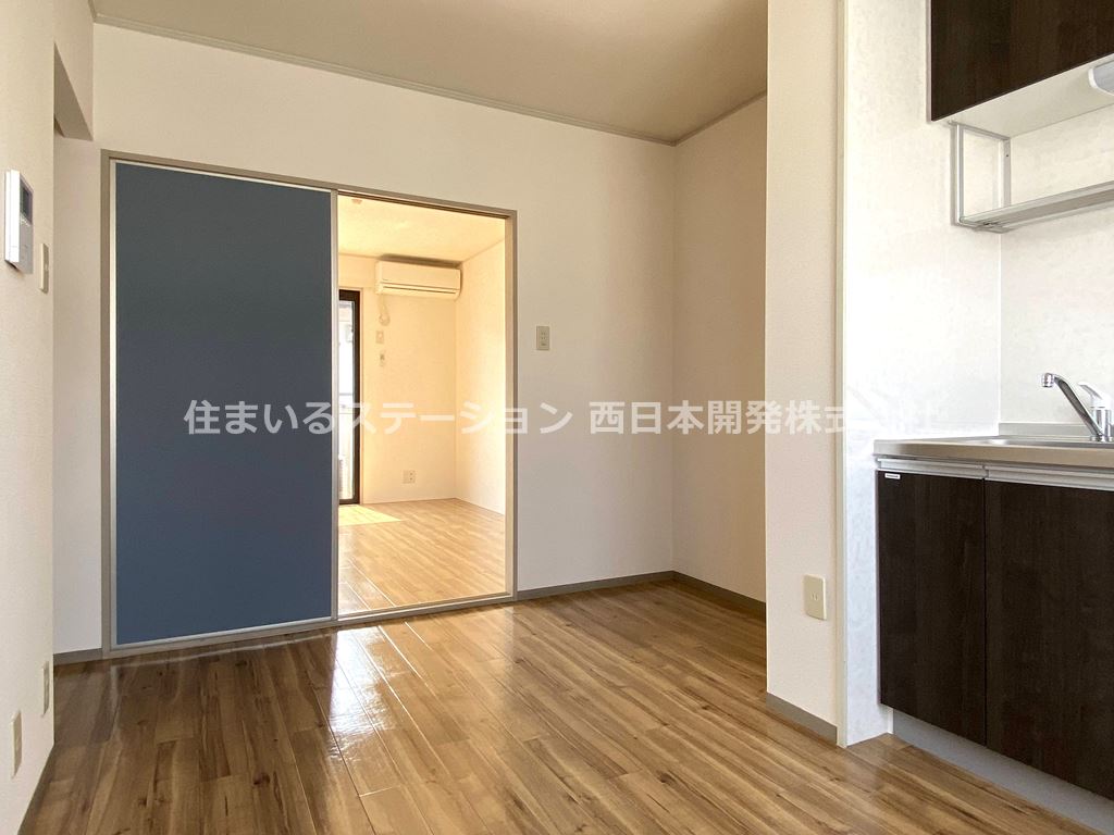 アーバンコートA203_DK