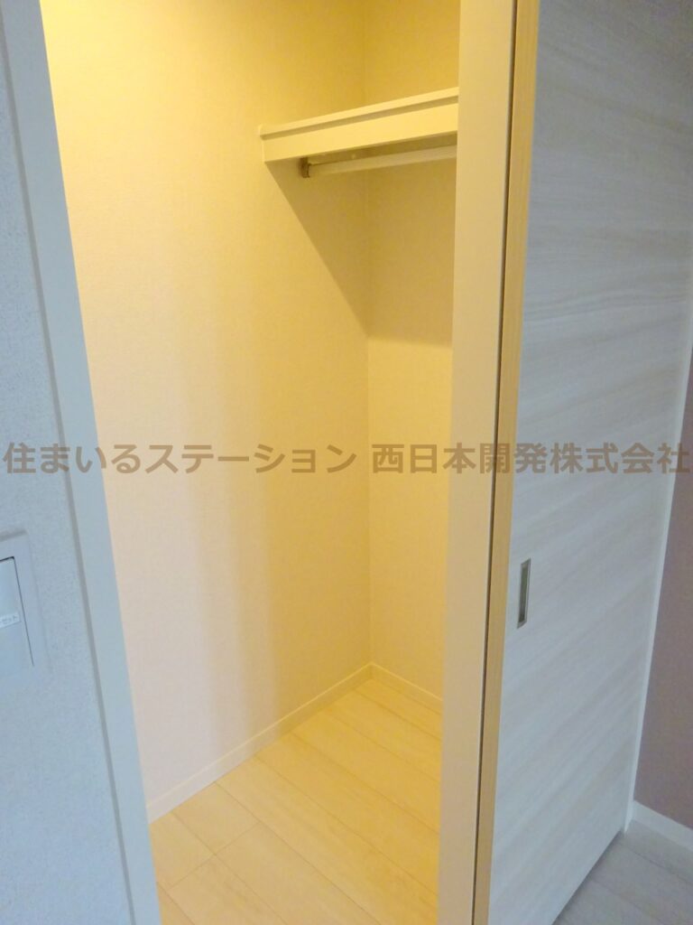 モデルン総社201_北西洋室クローゼット