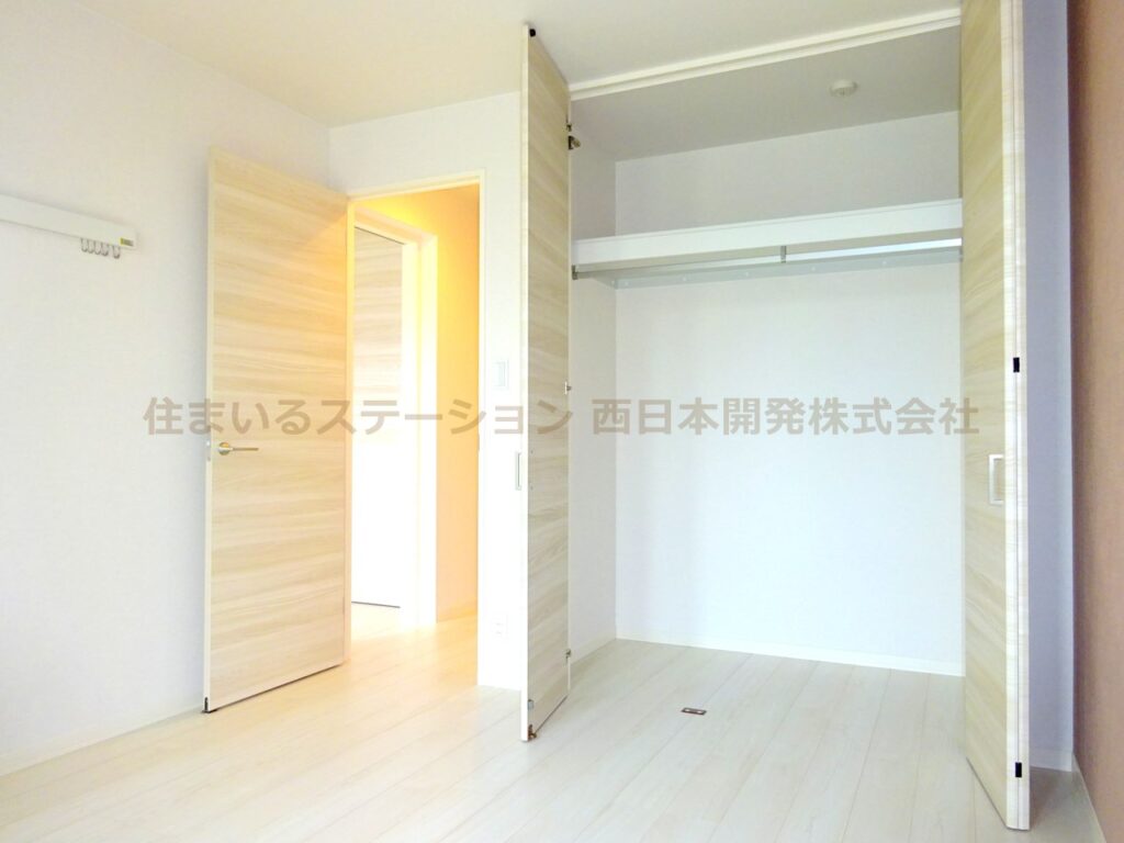 モデルン総社101_洋室収納