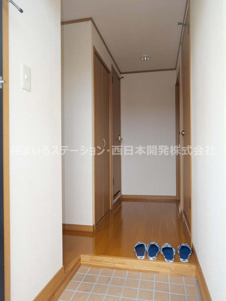 ブリリアント真壁203_玄関