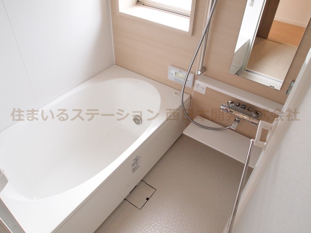 アルファステイツ総社中央Ⅱ801_浴室