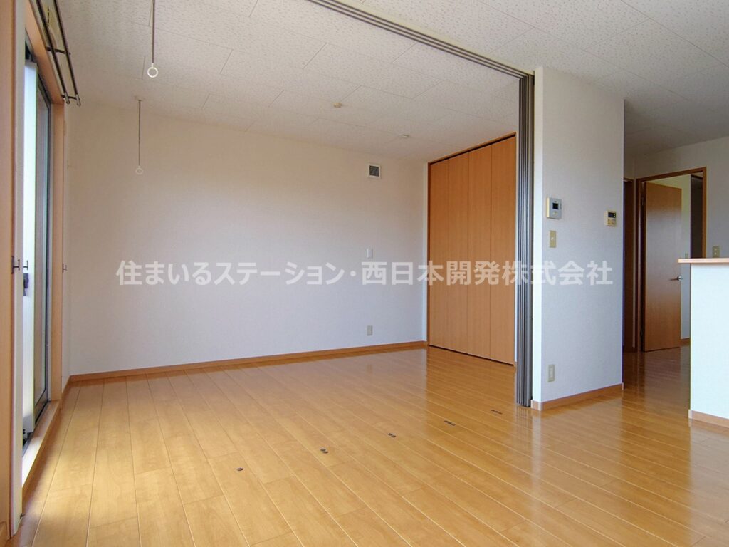 エバーグリーンオークB202_南洋室