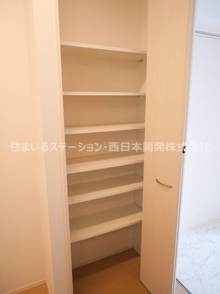 フォーチューン真壁C102_キッチン収納