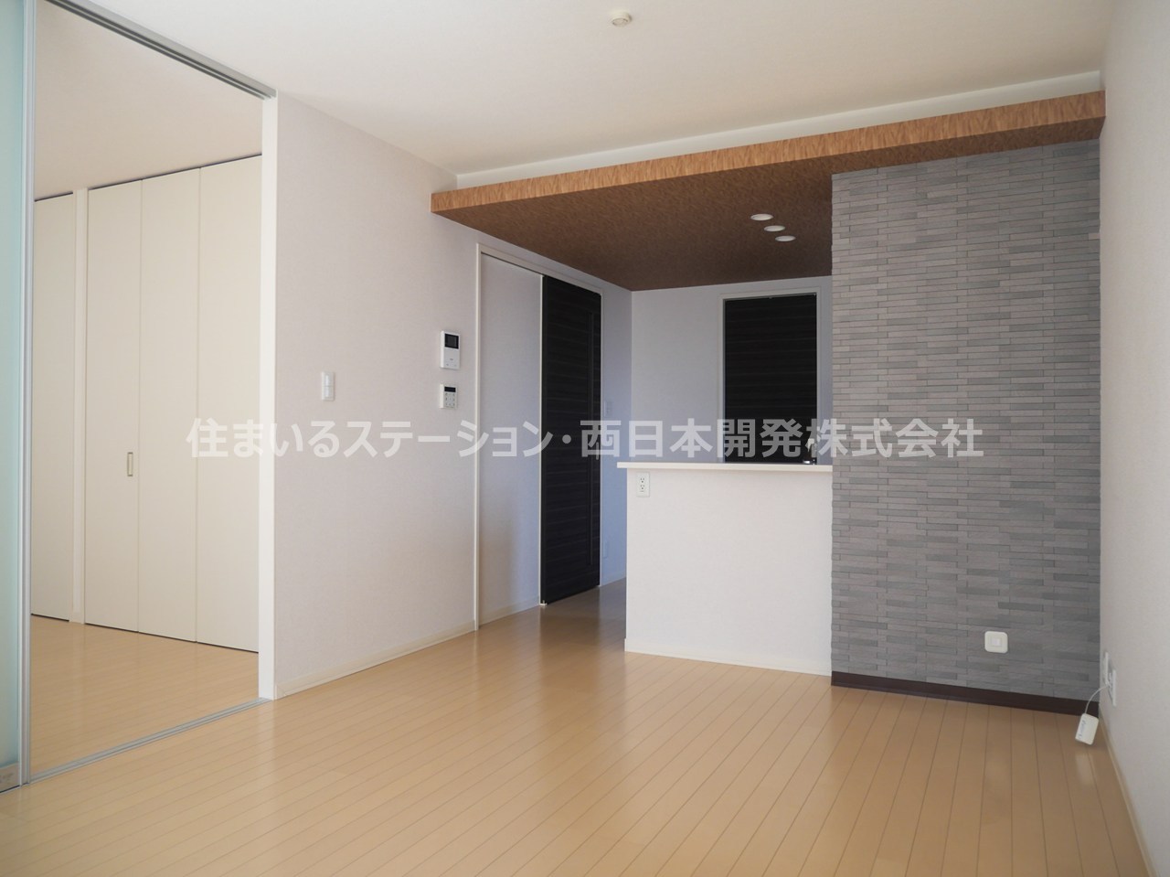 シャーメゾン総社駅前101_LDK4