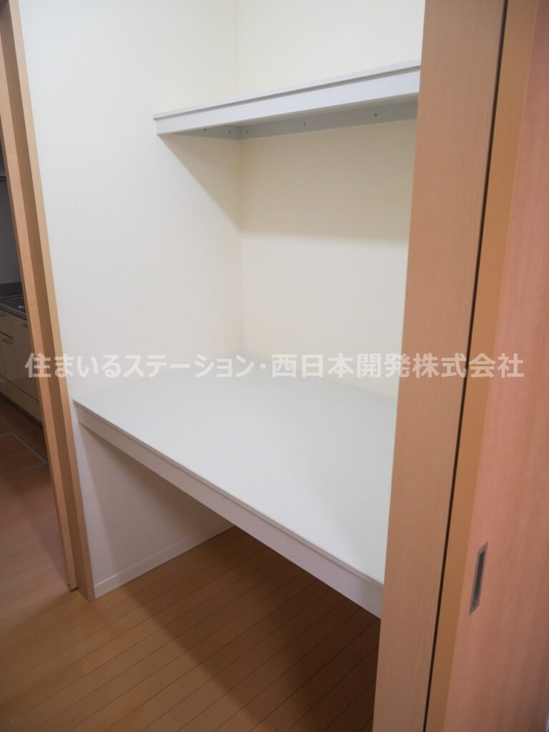 ソルフィオーレA102_ウォークスルークローゼット2