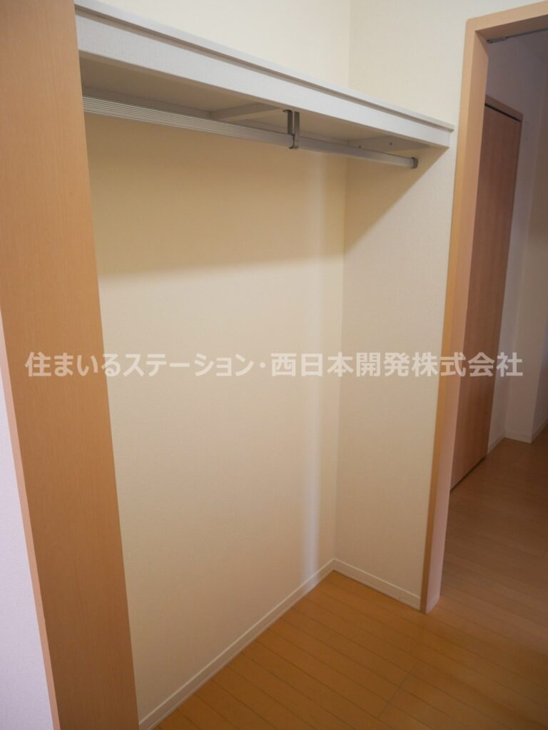 ソルフィオーレA102_ウォークスルークローゼット3