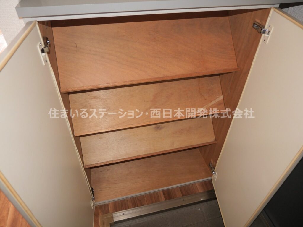 サンビレッジブライトB101_シューズボックス