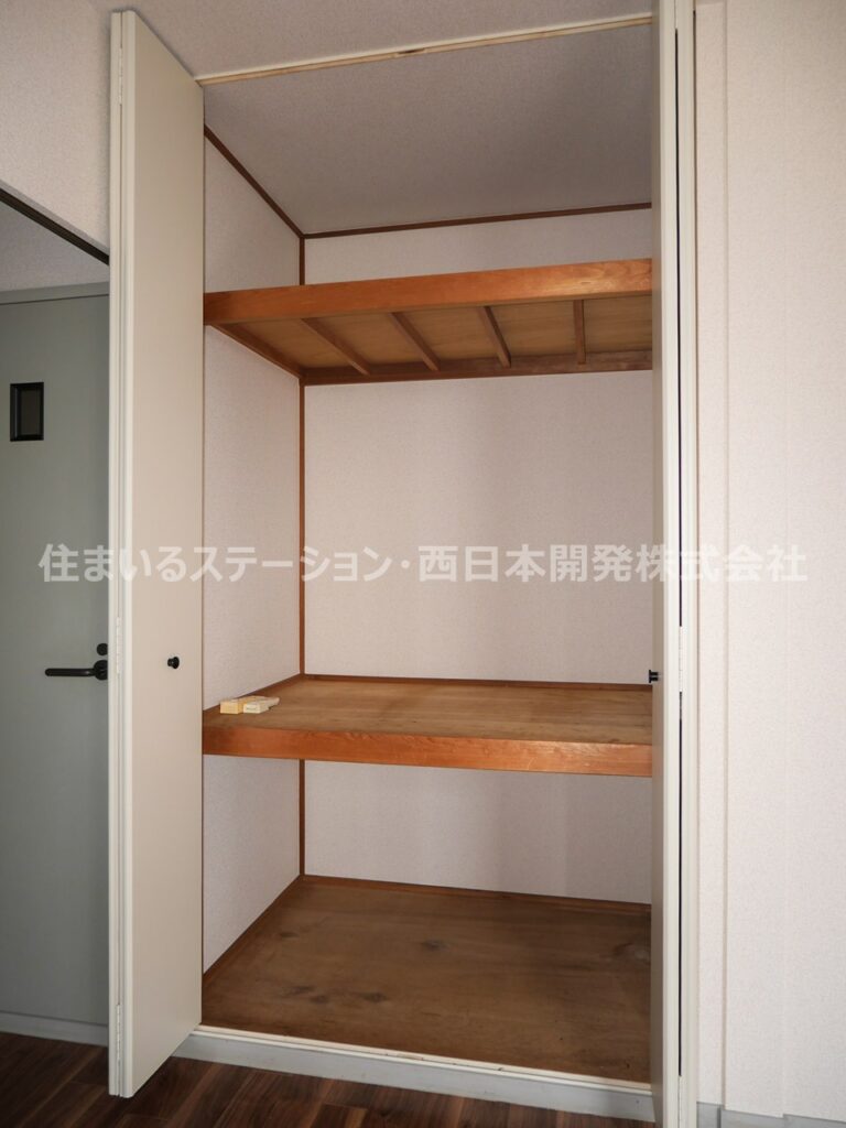 サンビレッジブライトB101_LDK収納