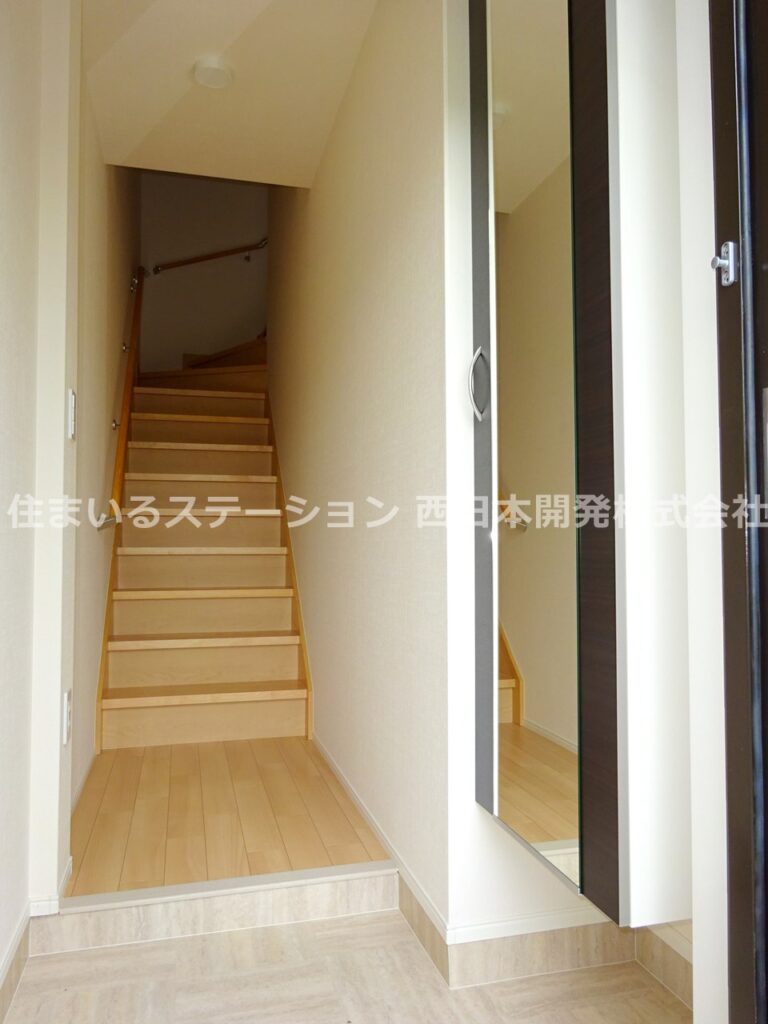 エピナール203_玄関
