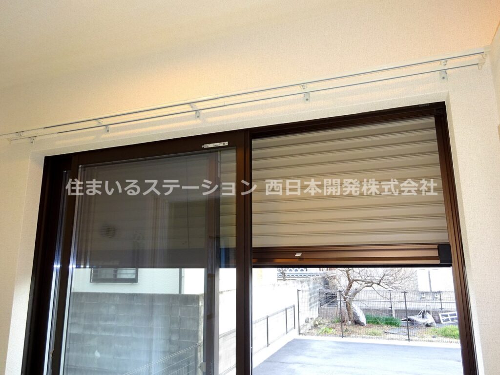 シャノアール101_シャッター