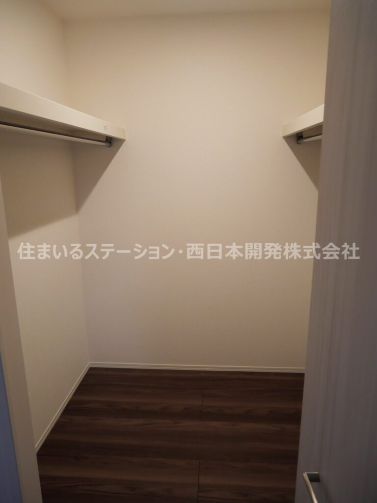 フソラ203_LDKウォークインクローゼット