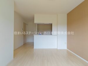 スーリールプラス1番館101_LDK3