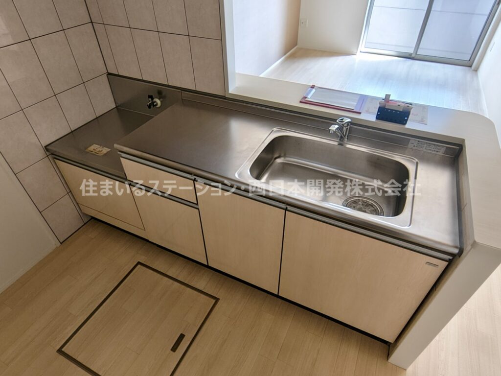 スーリールプラス1番館101_キッチン