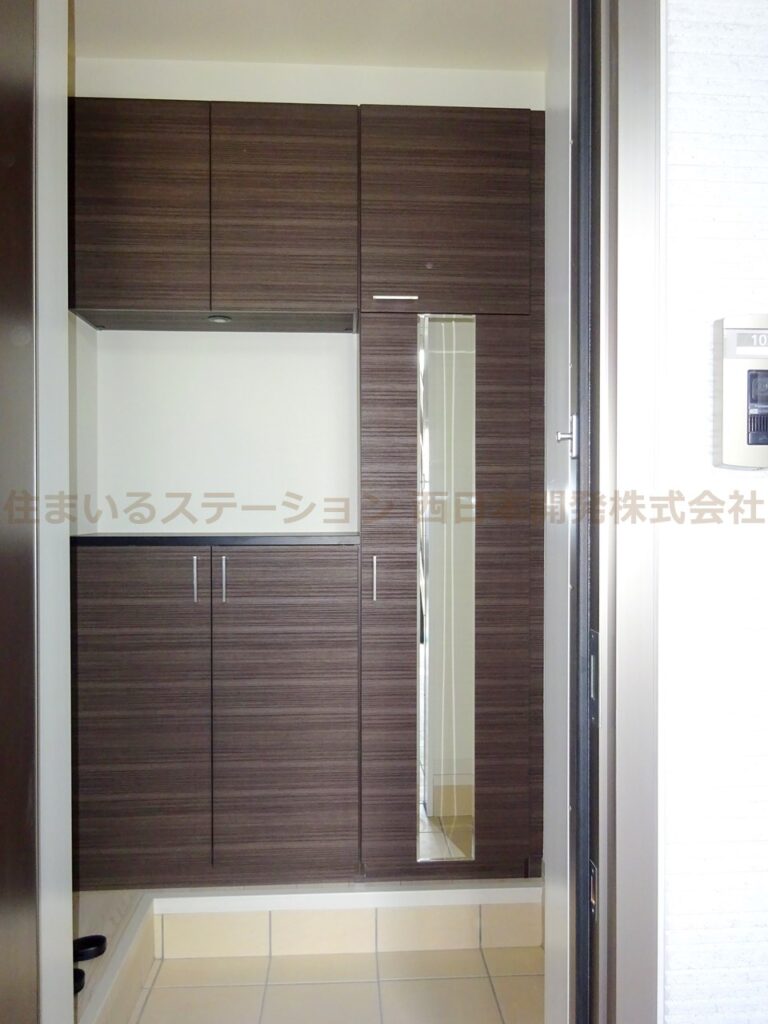 ヴィエント102_玄関