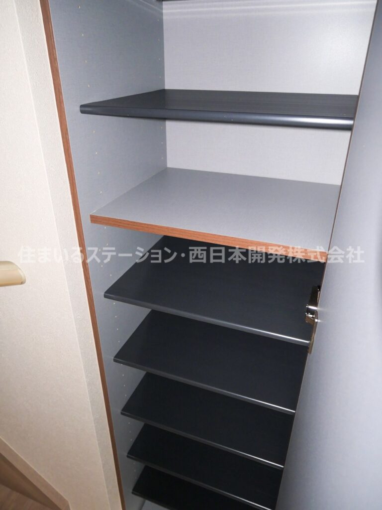 Irenic202_玄関収納