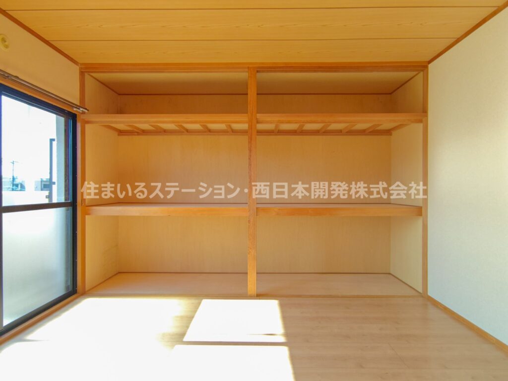 カーサコモド301_新洋室収納