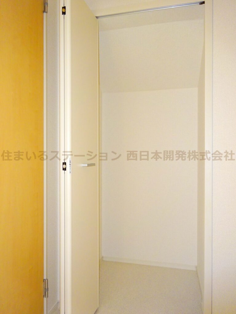 プランソレイユ103_玄関収納
