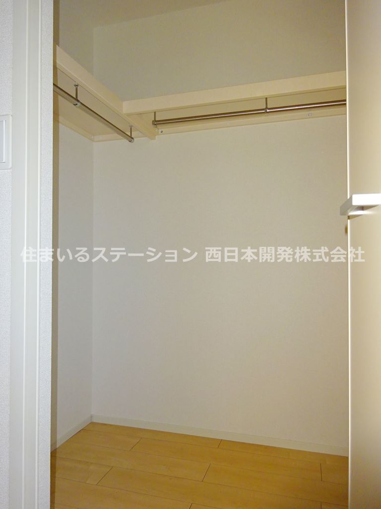 シェトアB201_北洋室ウォークインクローゼット
