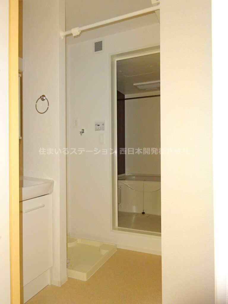 ラフレーズC103_洗面脱衣所