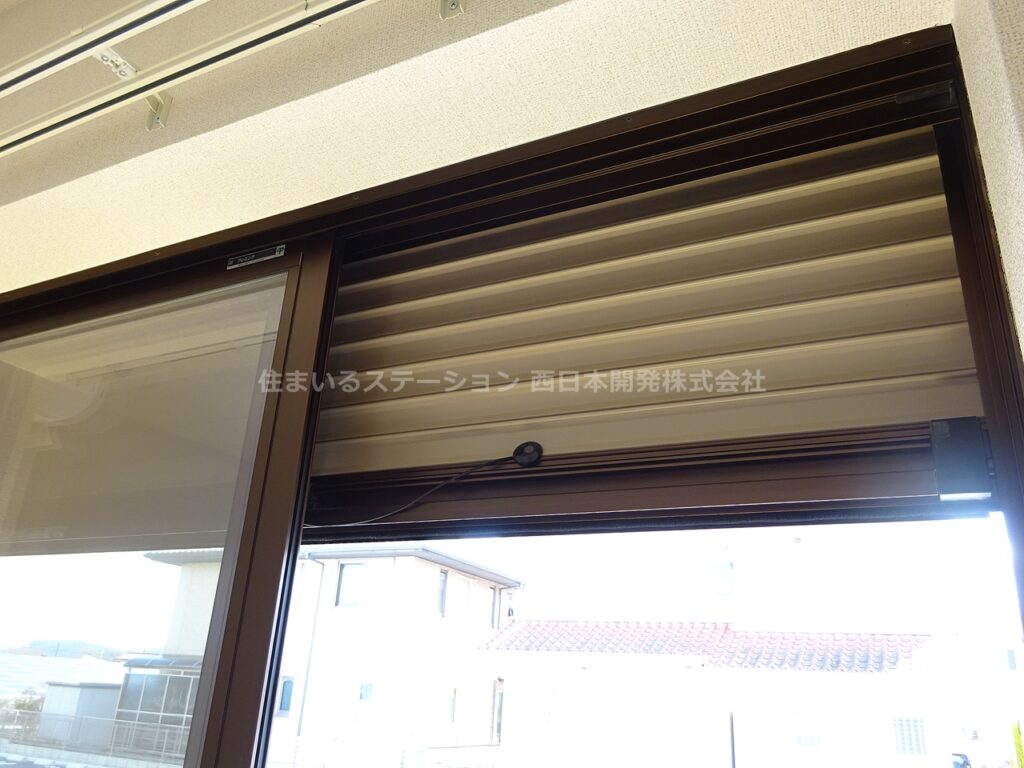 ラフレーズC103_シャッター