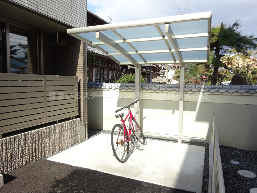 コンフォールKC_駐輪場