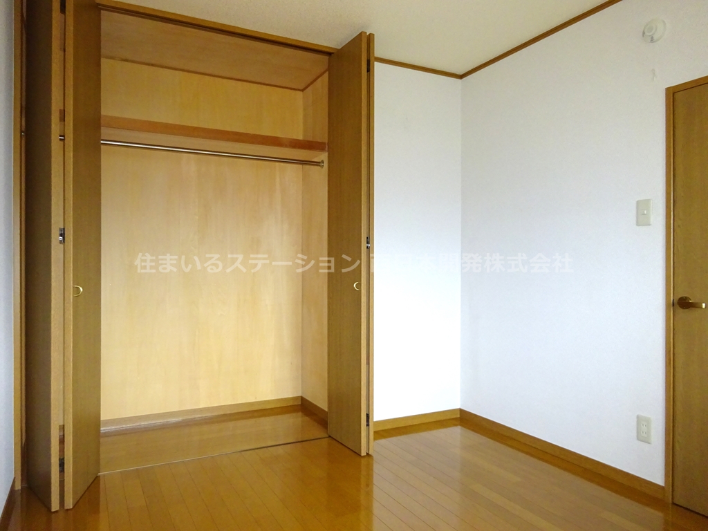 ファミーユ202_北洋室2