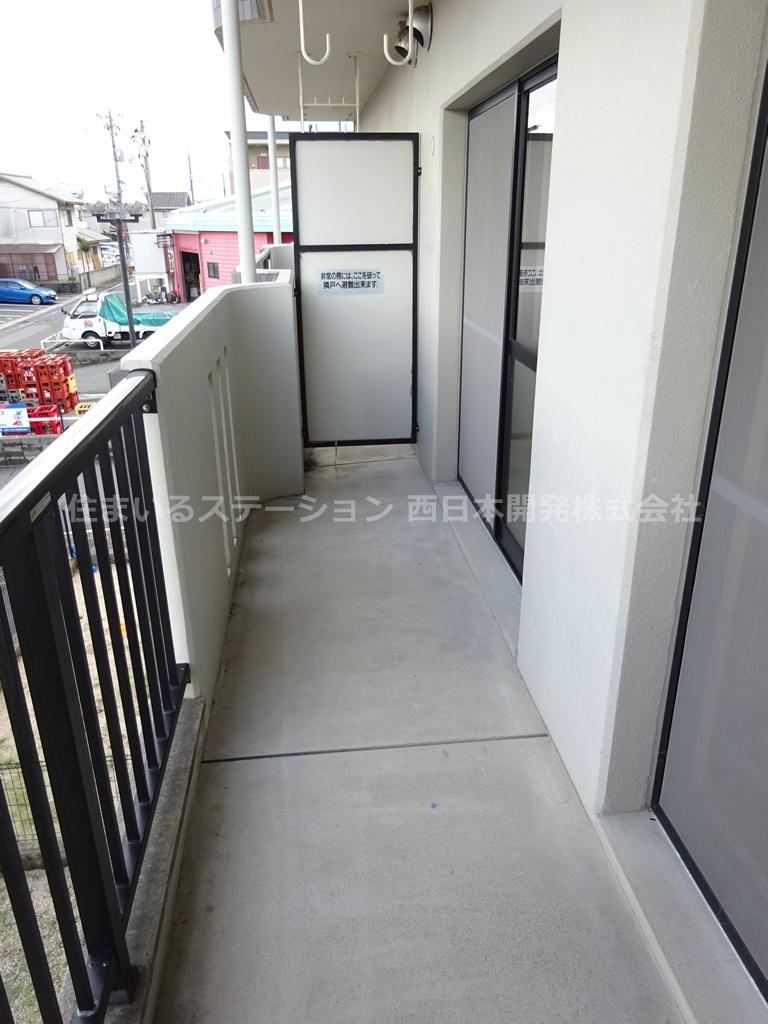 ファミーユ202_バルコニー