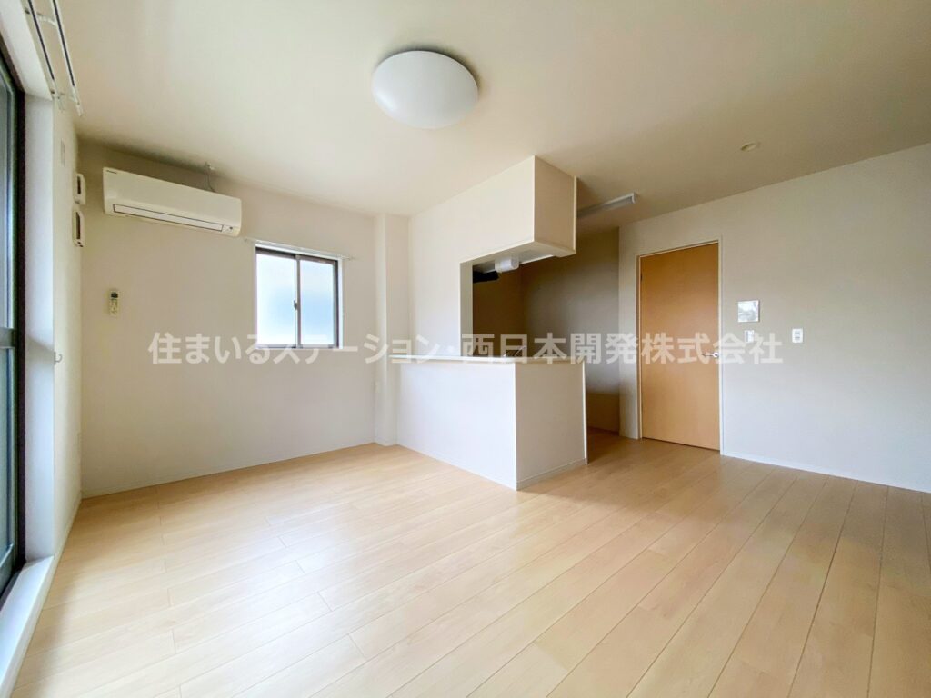 スターテラスL207_LDK2